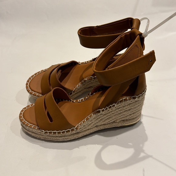 Franco Sarto NWOT Cailla Espadrille 3” Wedge Sandals - Picture 2 of 6